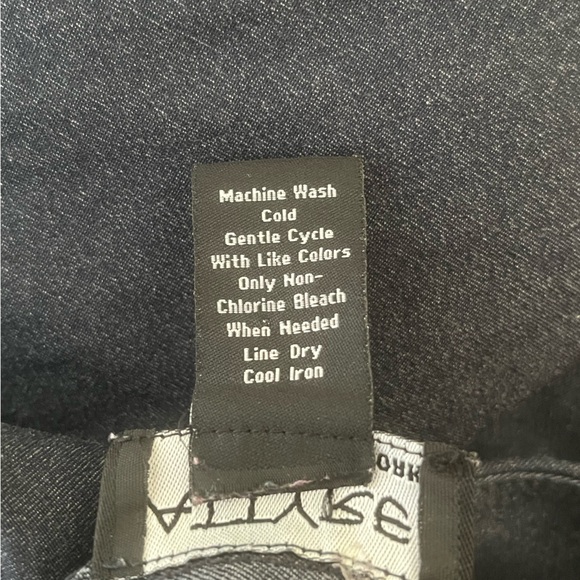 Attyre Bermuda Shorts - Picture 2 of 4